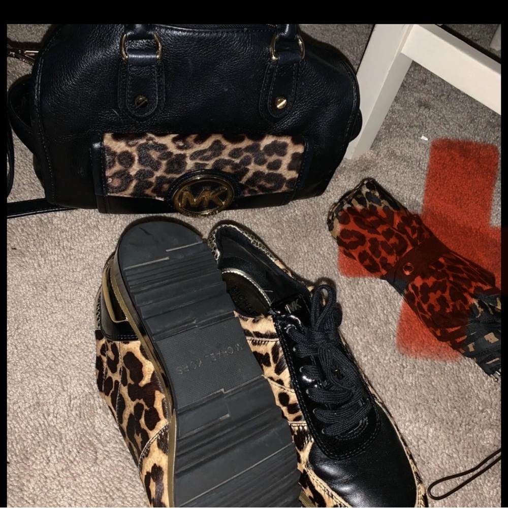 MK dual strap cheetah crossbody/Boston&sneakers
